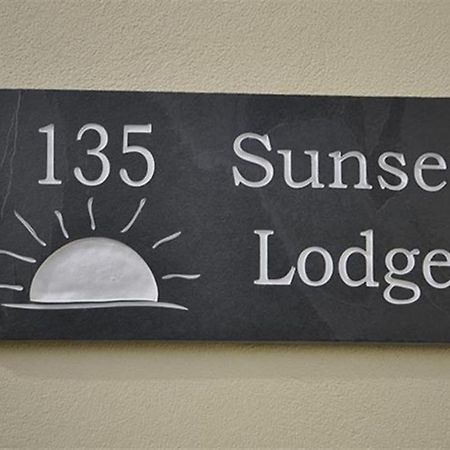 Sunset Lodge Portland Exterior photo